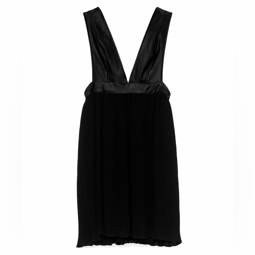 Forever 21 Black Dress